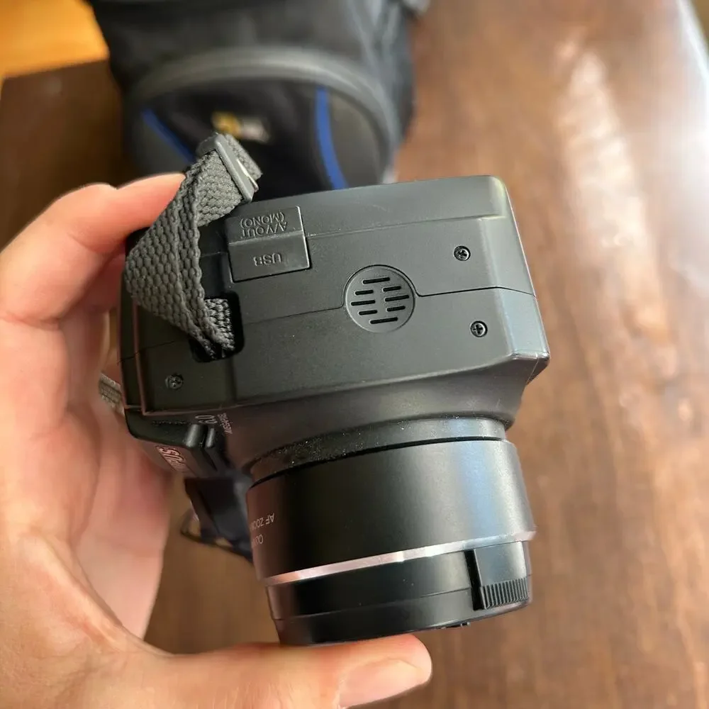 Olympus SP-500 UZ digital camera 10x optical 6.0 mega pixel & 512 MB card tested